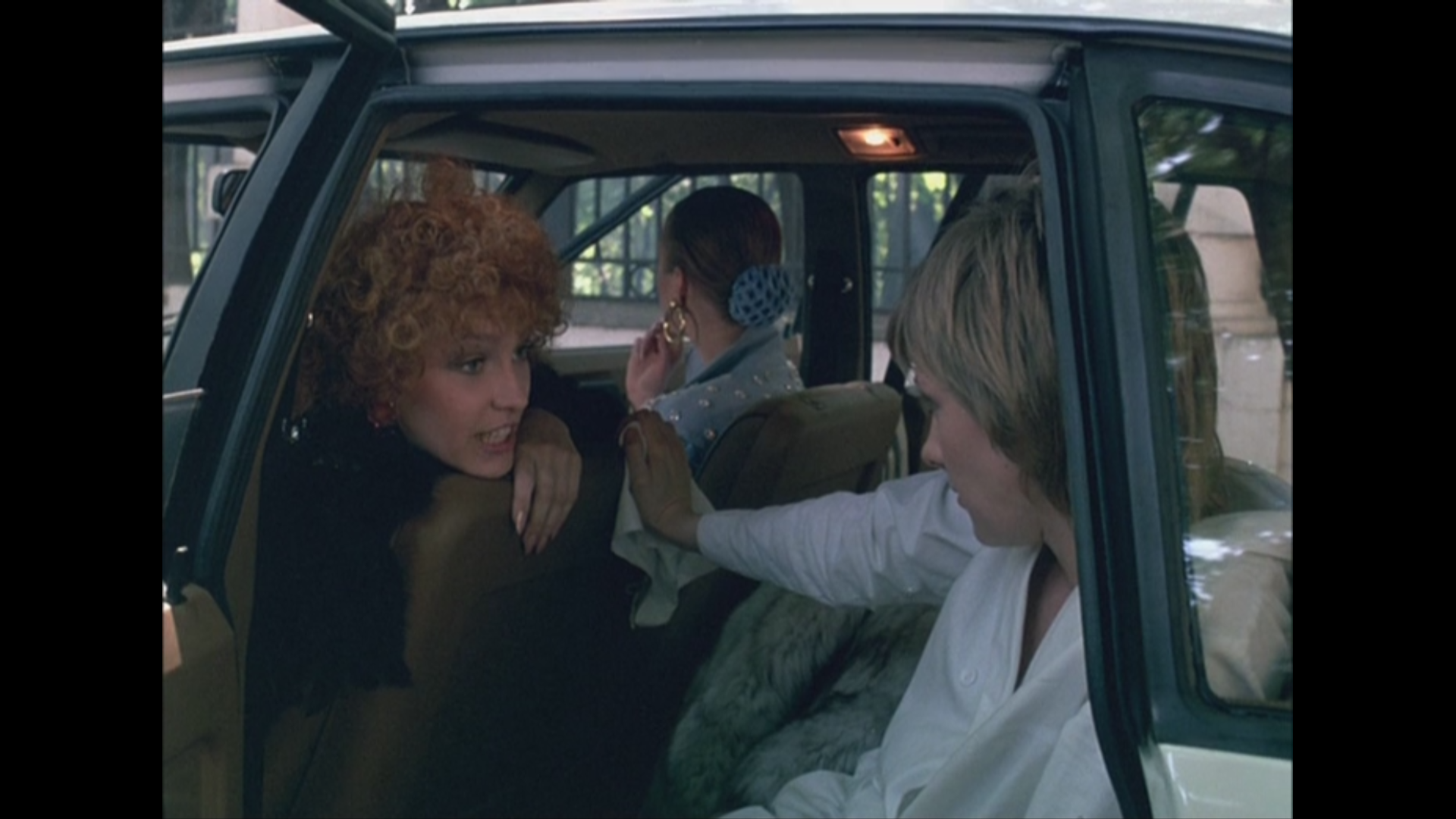 Полищук в интердевочке. Интердевочка гостиница прибалтийская. Любовь полищук интердевочка. Таня зайцева интердевочка. Интердевочка яковлева.