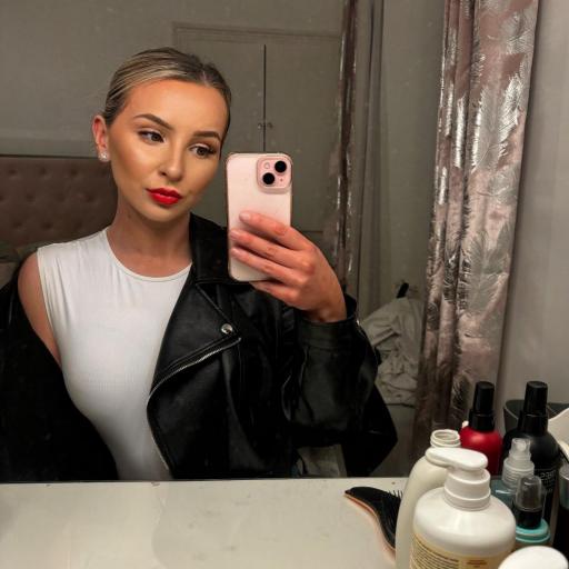 Vicki 9 jpg
