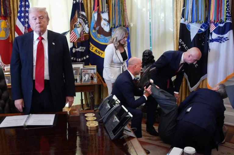 2025 11 06 22 01 45 png