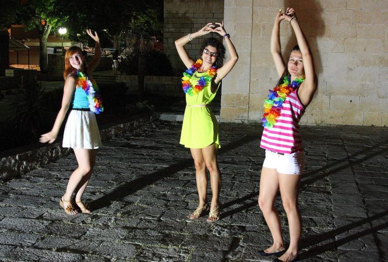 MOONLIGHT DANCE  jpg